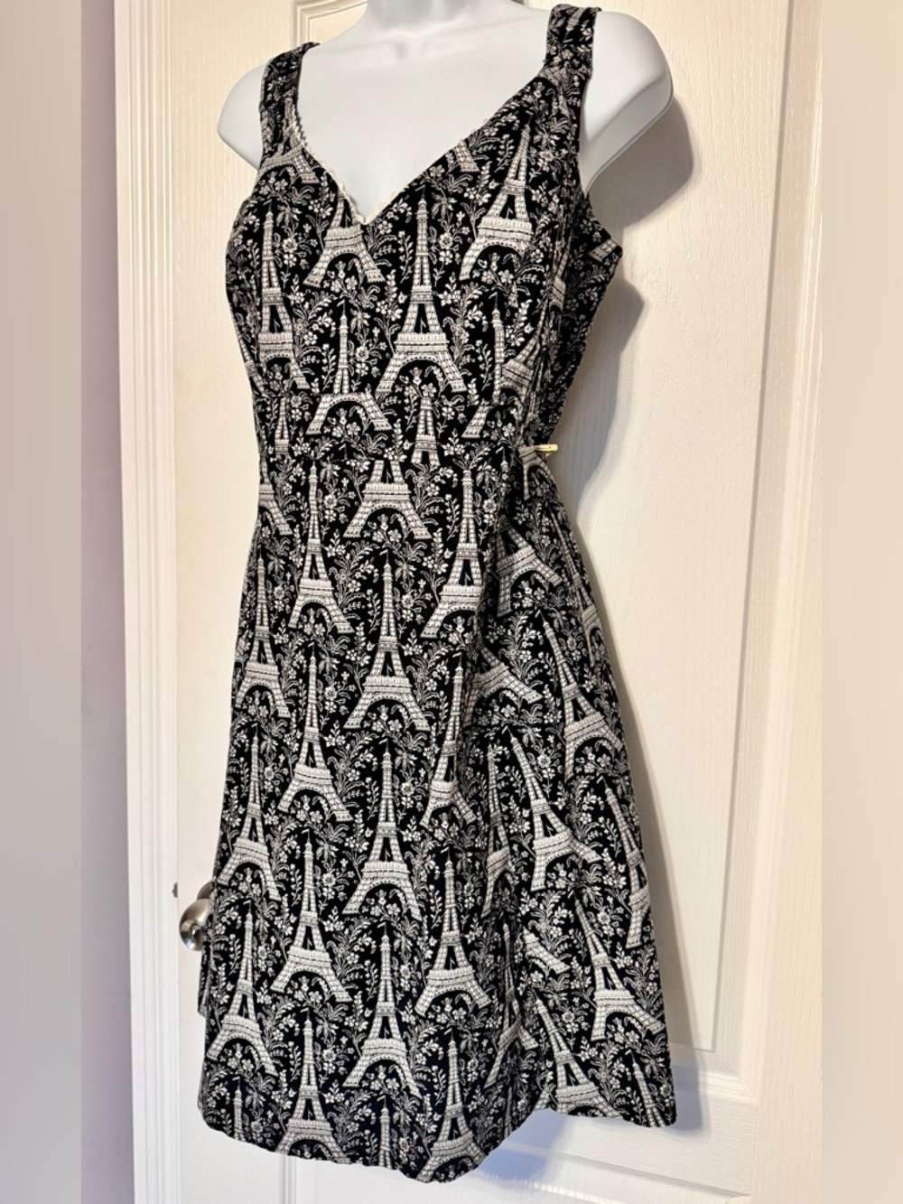 Paris Eiffel Tower Print Dress XL Cherry Velvet Fit Flare Pockets